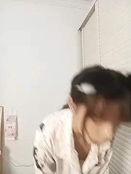 HSU8HSU 即時 XXX 聊天