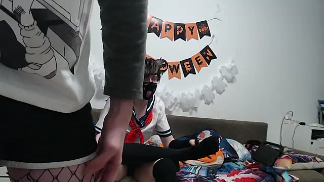 دردشة FemboyMiles الجنسية المباشرة