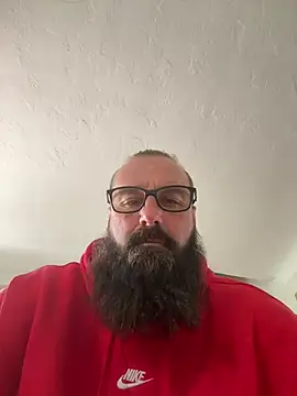 alphareign85 现场XXX聊天