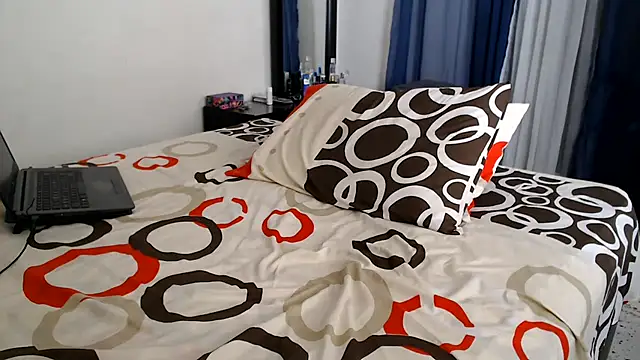 senyeiblack live XXX chat