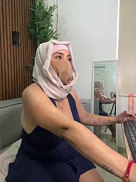 ZaynaSecret – Live XXX-chat