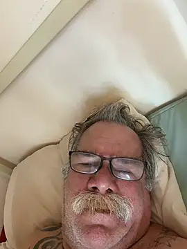 Czat XXX na żywo – Caesar_Baxter