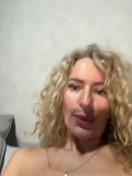 Tania201243 라이브 XXX 채팅