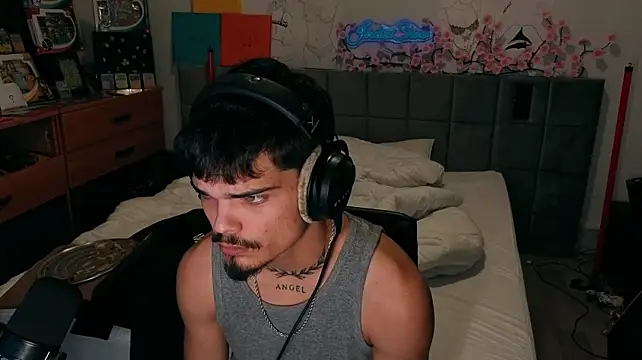 JordanShow Chat XXX live
