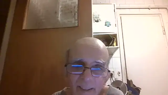 mariusica1@xh Live XXX-Chat
