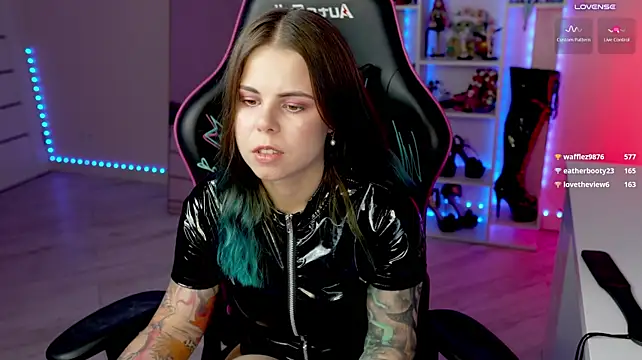 QueenAliceX Chat XXX live