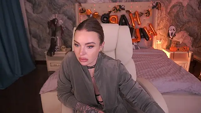 EmilyySecret Chat XXX live