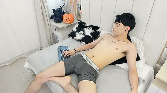 Alan__brook Live XXX-chat