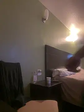 snail12laugh Show in webcam