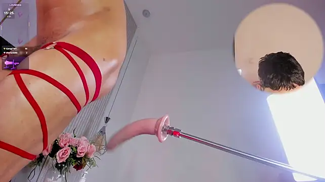 Chat XXX en directo de PeachMonroe