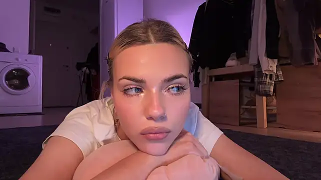 ChristelDuncombe Chat XXX live