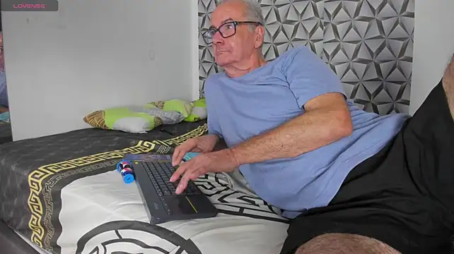 david_holman Live XXX Chat