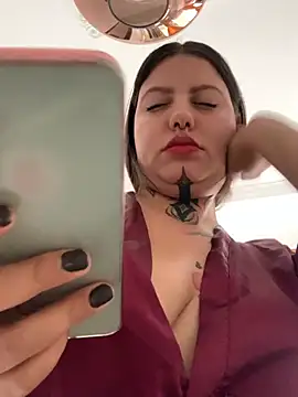 ElliWeaver Chat XXX live