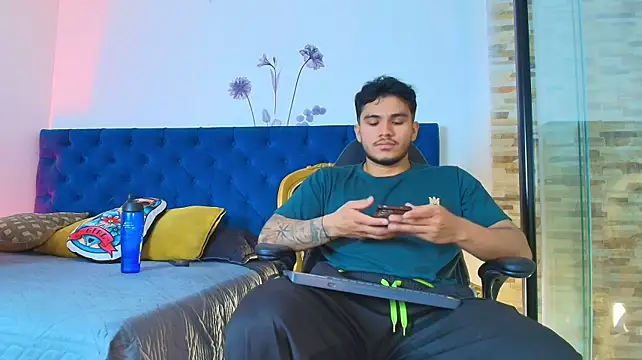 jeisonstark Adlı Modelin Canlı XXX Sohbeti