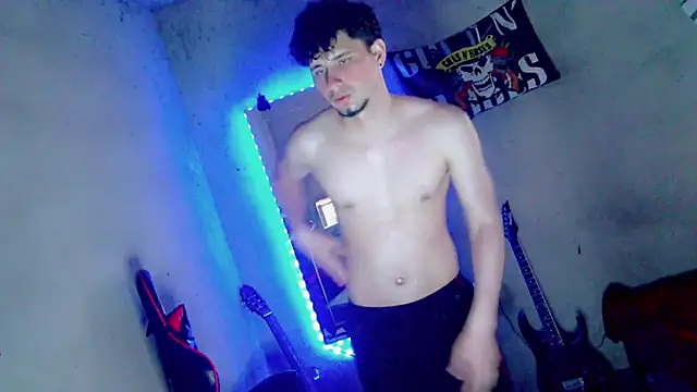 Chat +18 de Atom_Hot ao vivo