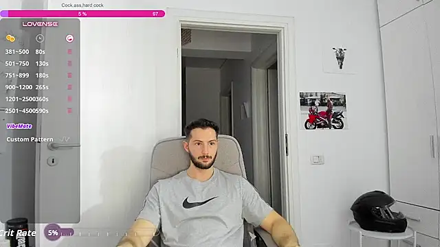 ZackFraser Chat XXX live