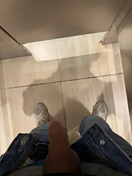 Thiago_Jones1 网络视讯表演