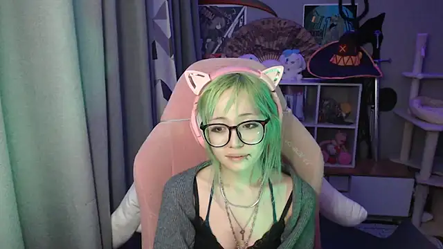 SaxonDibs Chat XXX live