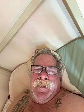 Caesar_Baxter: απευθείας συνομιλία ΧΧΧ