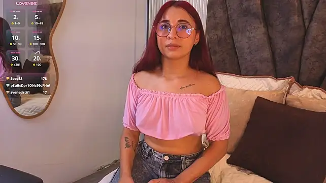 Lyra_Rouse 라이브 XXX 채팅