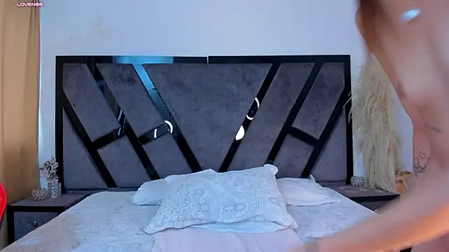 MiaMonroee1_ 라이브 XXX 채팅