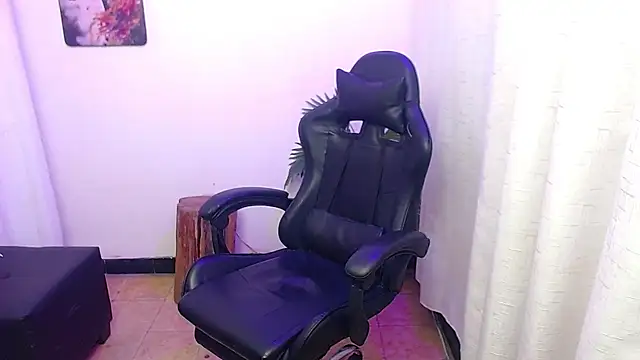 leandrocum18 live XXX chat