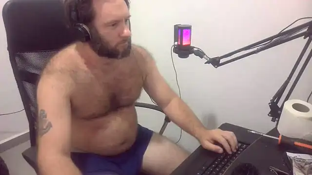 dadtedのライブXXXチャット