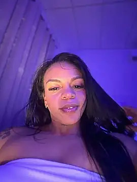 Czat XXX na żywo – Charly_