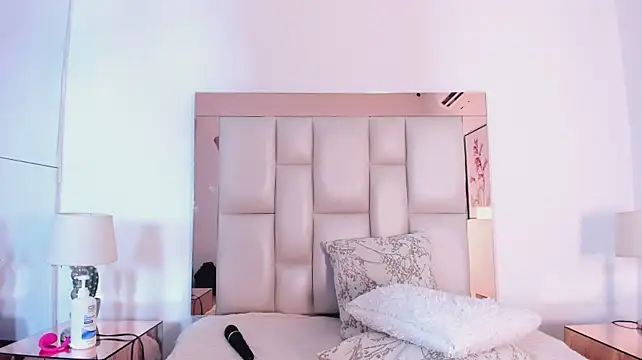 Amber_Ashfang Adlı Modelin Canlı XXX Sohbeti