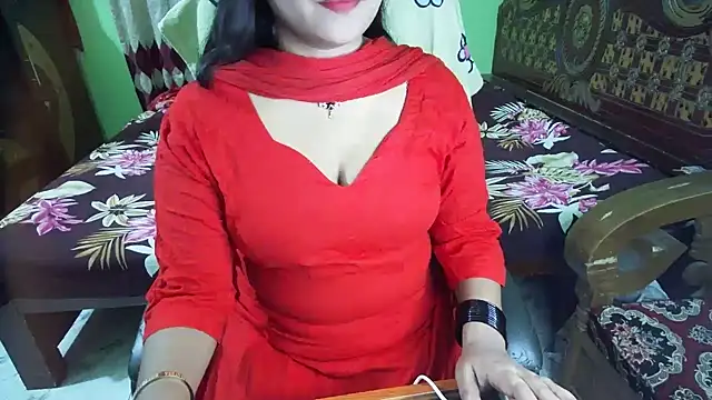 צ'אט XXX בשידור חי של BengaliQueenStar
