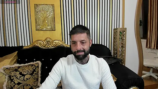 TommyDum's Live XXX Chat