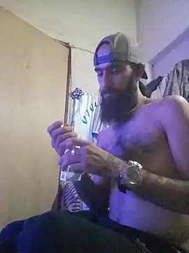 צ'אט XXX בשידור חי של Hairy_mannn2