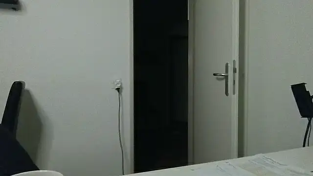 alpha-hunk Live XXX-Chat
