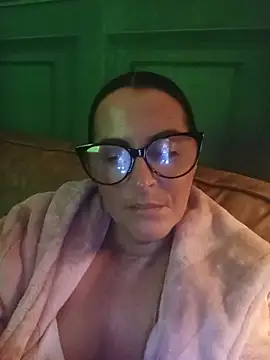 VelvetNaughty-Shem's Live XXX Chat