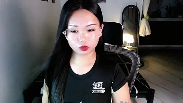 Show de Vivorey_Leighn na webcam