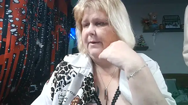 Sylviastar46 Chat XXX live