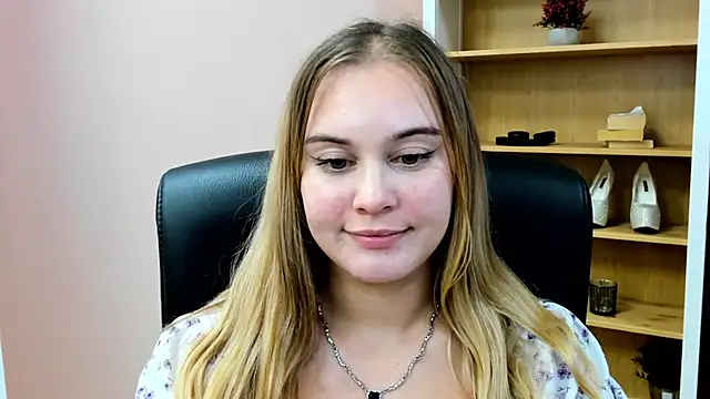 kitty_valeria – Naživo XXX chat