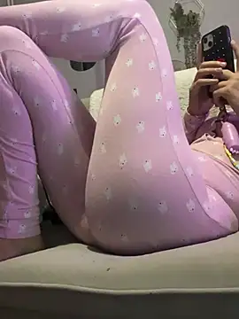 LaPetitechienne1 Adlı Modelin Canlı XXX Sohbeti