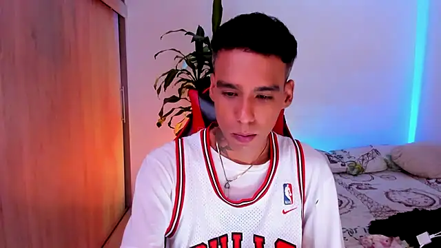 DamianwhiteのライブXXXチャット