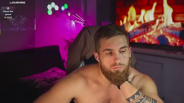 Sweeet__boy Adlı Modelin Canlı XXX Sohbeti