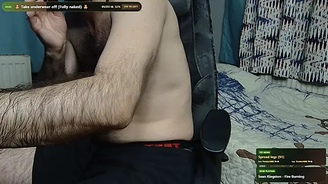 Chat XXX en directo de hairybearcb