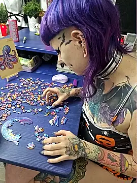 Purple_Coffin666's Live XXX Chat