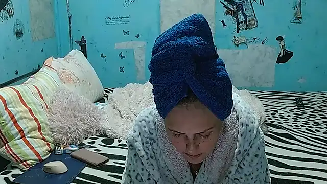 brighteyes77 Live XXX-chat