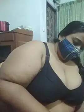 momo_loves লাইভ XXX চ্যাট