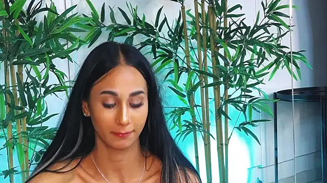 LexxyBloomn Live XXX chat