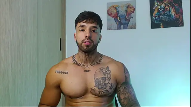 Chat XXX en directo de Jacobb_Phoenix