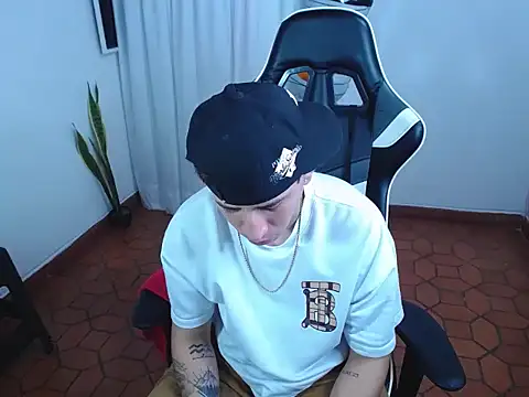420Liam élő XXX-chatje