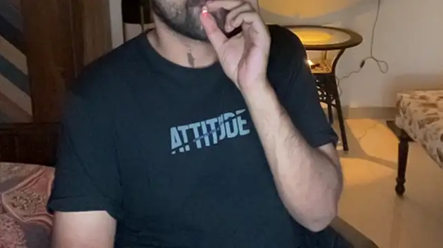 XXX chat uživo modela Mr_Ajnabee