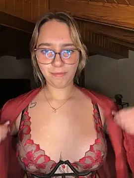 Naomi-Klein Live XXX Chat