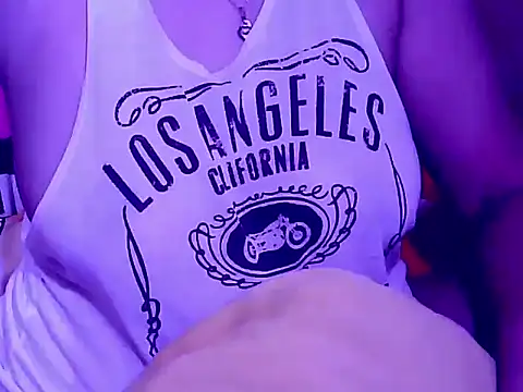 Chat XXX en directo de SweetMoonlight